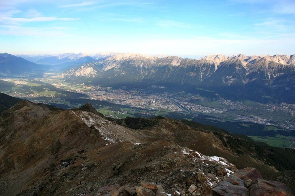 Innsbruck a völgyben Forrás: www.mozgasvilag.hu