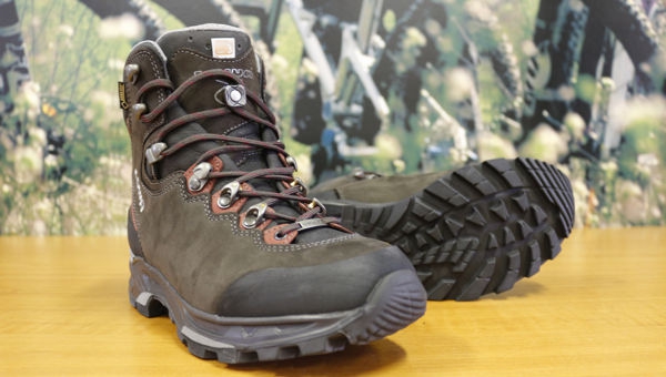 Lowa Mauria GTX Ws túrabakancs