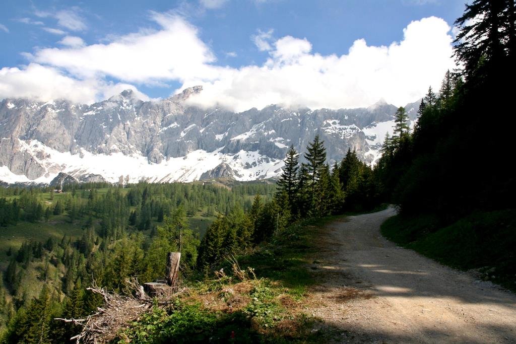 A Dachstein látképe a szintútról.