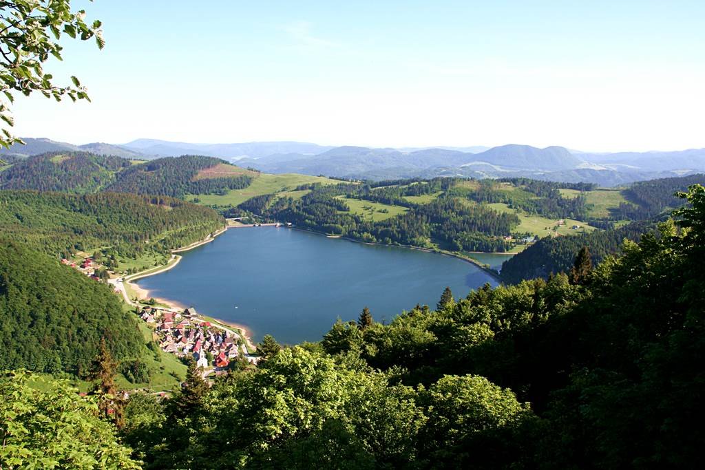 Alant az Imrikfalvai tó Forrás: www.mozgasvilag.hu