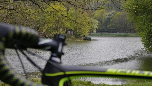 Aszfalton Maconkáig kerékpárral