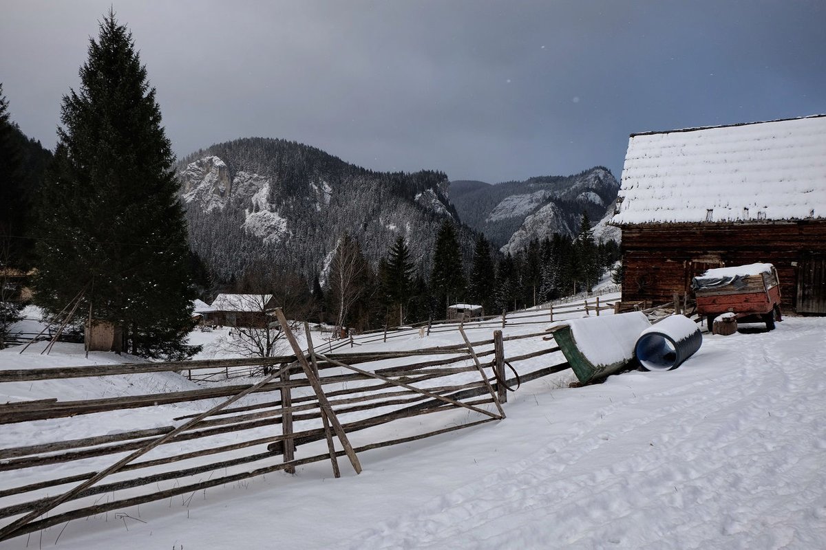 Esztenák panorámával