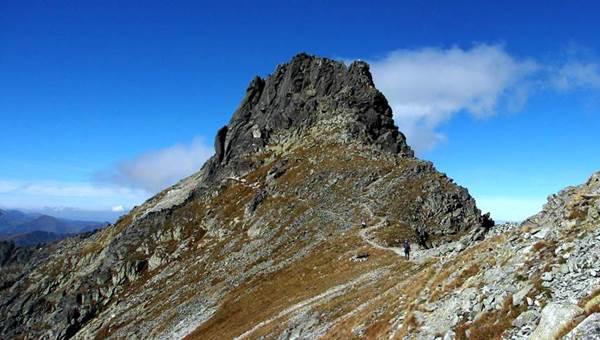A Halastótól a Vadorzó-hágóba