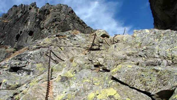 A Lengyel-Öt-tó völgyéből a Zerge-csorbába