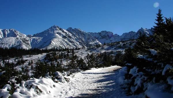 Kuźnicéból a Murowaniec menedékházhoz
