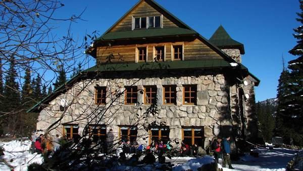 A Murowaniec menedékháztól a Kereszt-nyeregbe