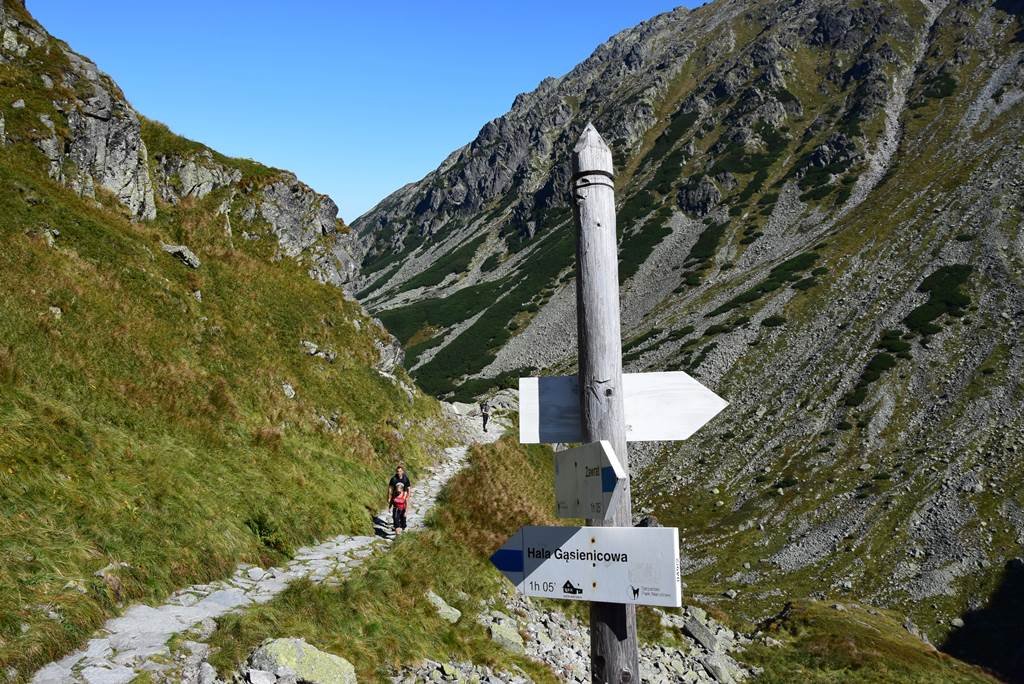 A Murowaniec menedékháztól a Gránát-csúcsokra