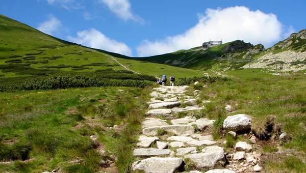 A Murowaniec menedékháztól a Liliom-hágóba
