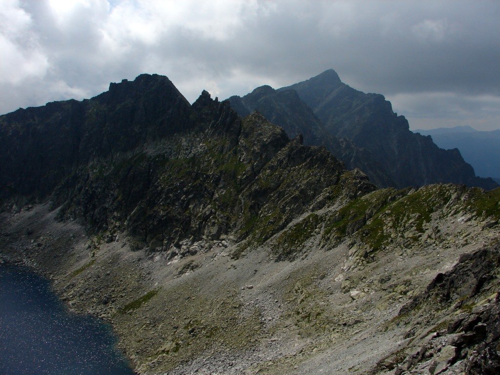 Csorbai-tótól a Furkota-völgyön át a Lorenz-hágóra