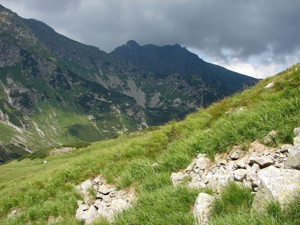 Tarajkáról a Kis-Nyereg-hágón át Javorinára