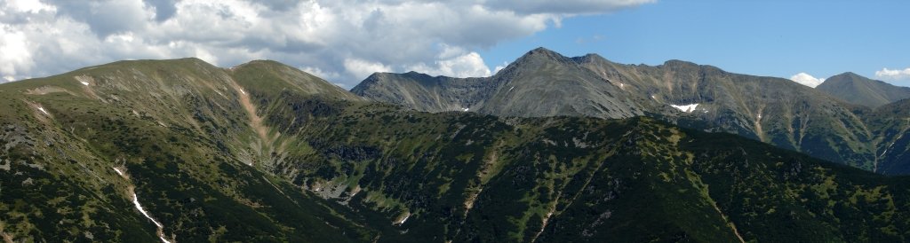Jalóci-völgyből az Anyóka-hegyen át a Szürke-hegyre