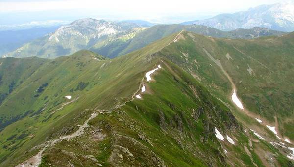 A Jamniki-völgyből a Vastag-hegyre