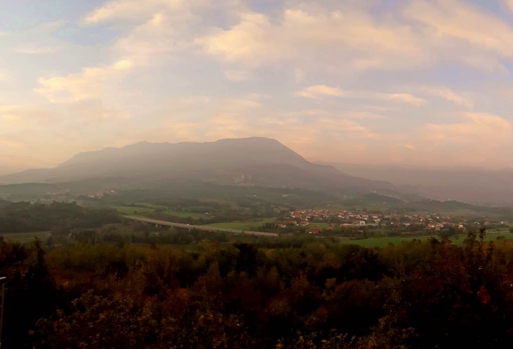 A Vipava-völgy Vipavski Križ-ből nézve 