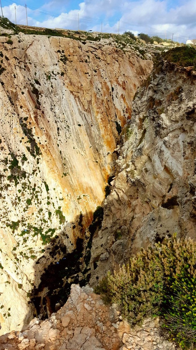 Xaqqa-sziklák - mászó- és abseiling paradicsom
