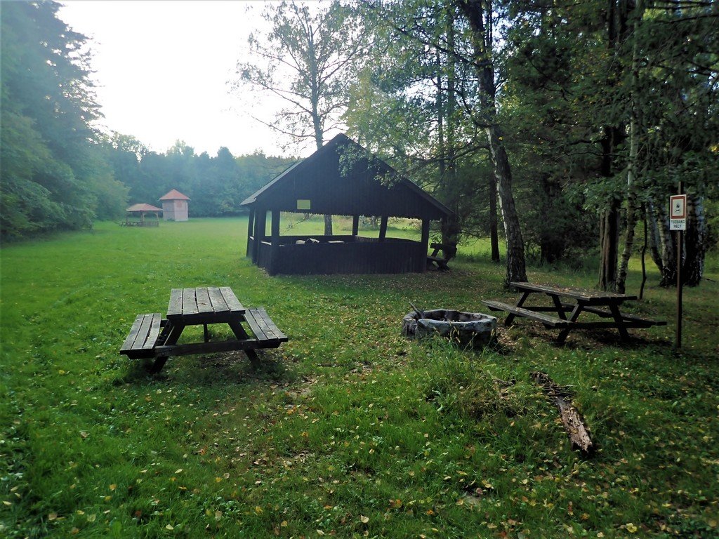 Pihenők a Bárkás-tónál