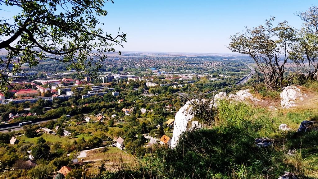 Kilátás a Szelim-barlang felső pereméről