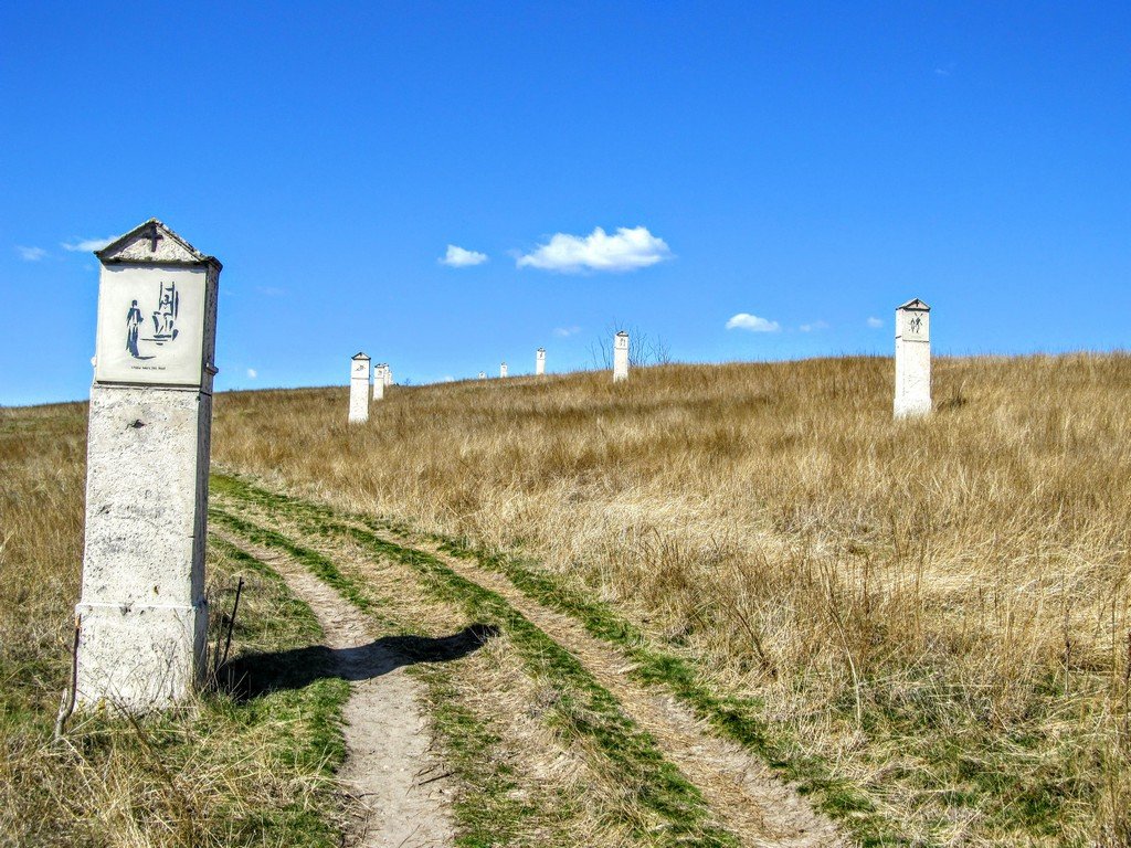 A Kálvária-domb felé