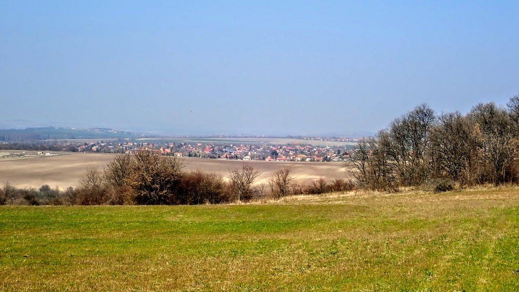 Panoráma Páty és Zsámbék irányába Forrás: Nyáry Tamás