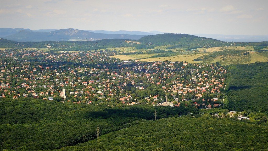 A kilátás hanyatt lök.... Forrás: Nyáry Tamás