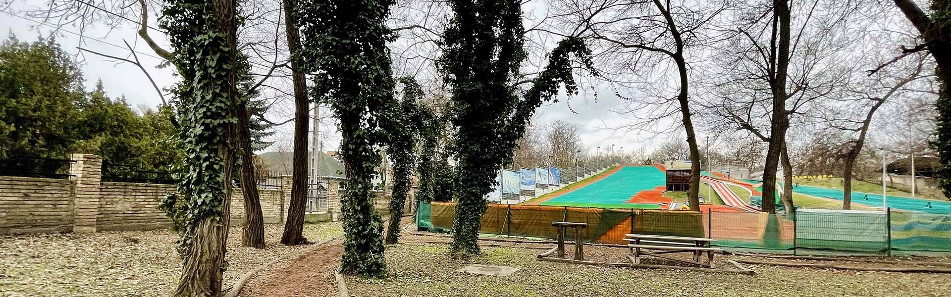 Síelés ősztől-tavaszig- Műanyag Sípályák Magyarországon