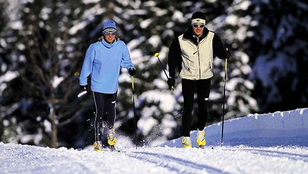 Kivilágított sífutópálya