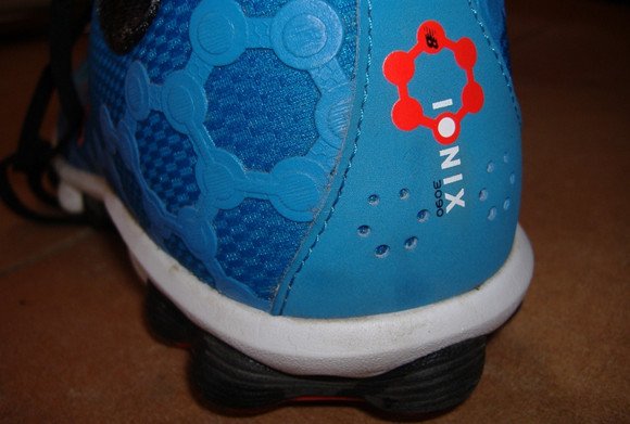 Asics Ionix Minimus 3090