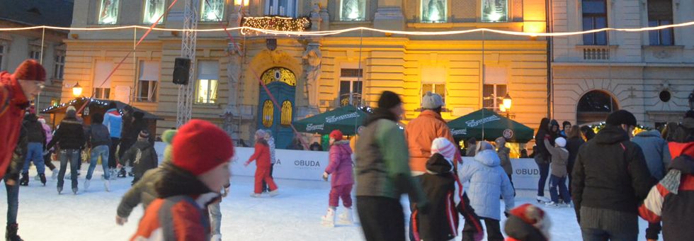 Ingyen jégkori Óbudán