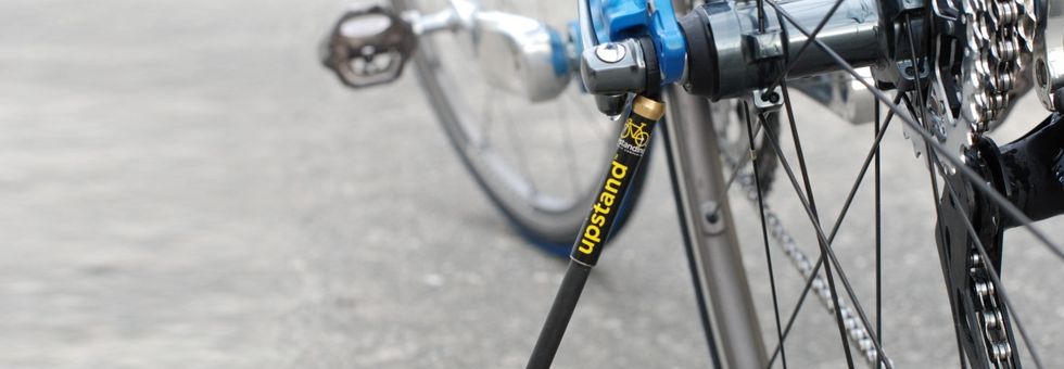 Országútira kitámasztó?