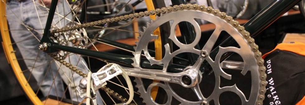 Kígyóbőr nyereg, 4 milliós fixie