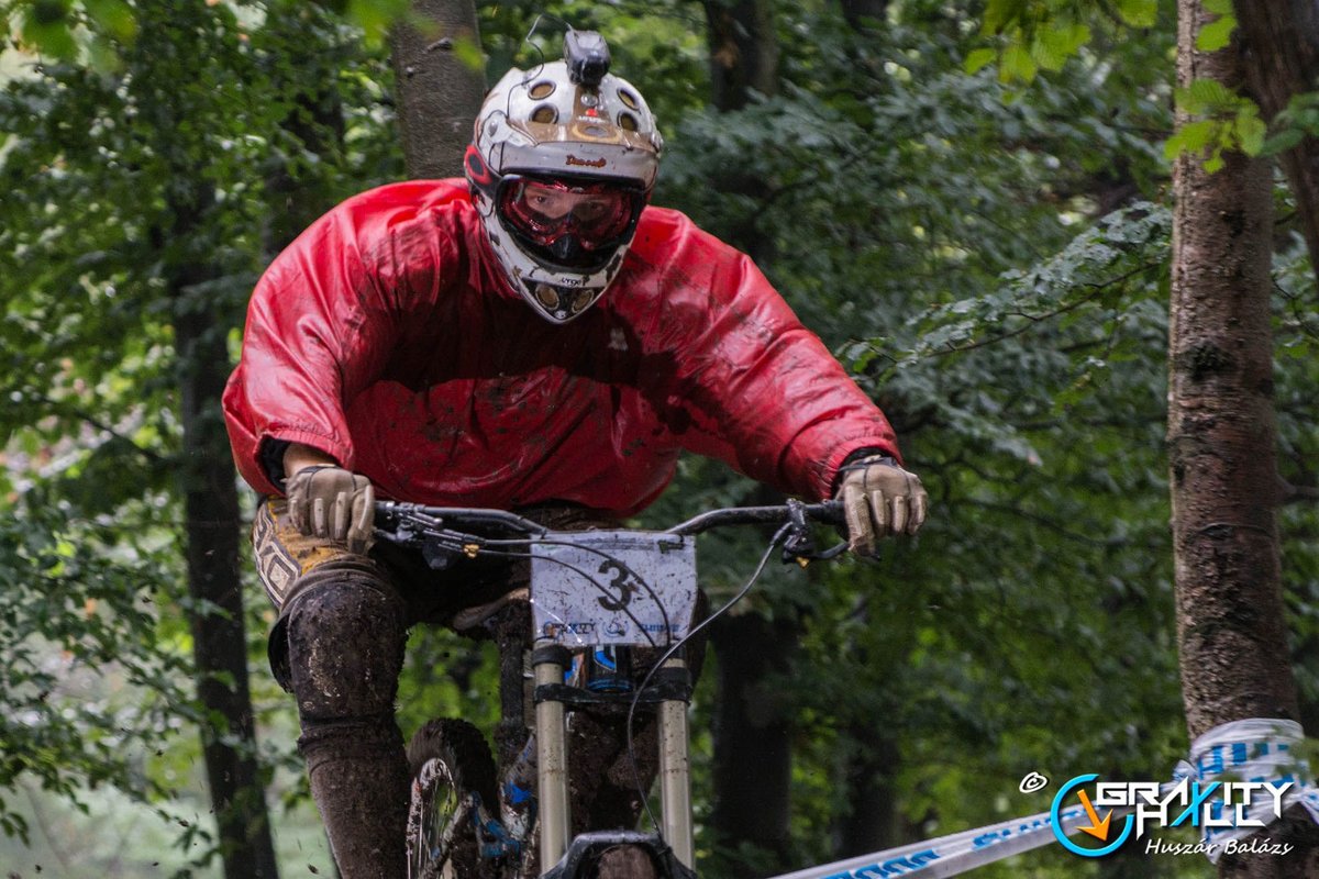 GravityHall Downhill és Fourcross Országos Bajnokság