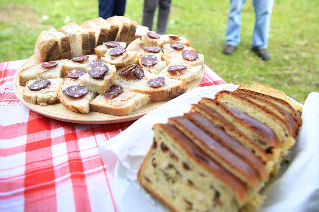 Éhesnek lenni munka közben kizárt.