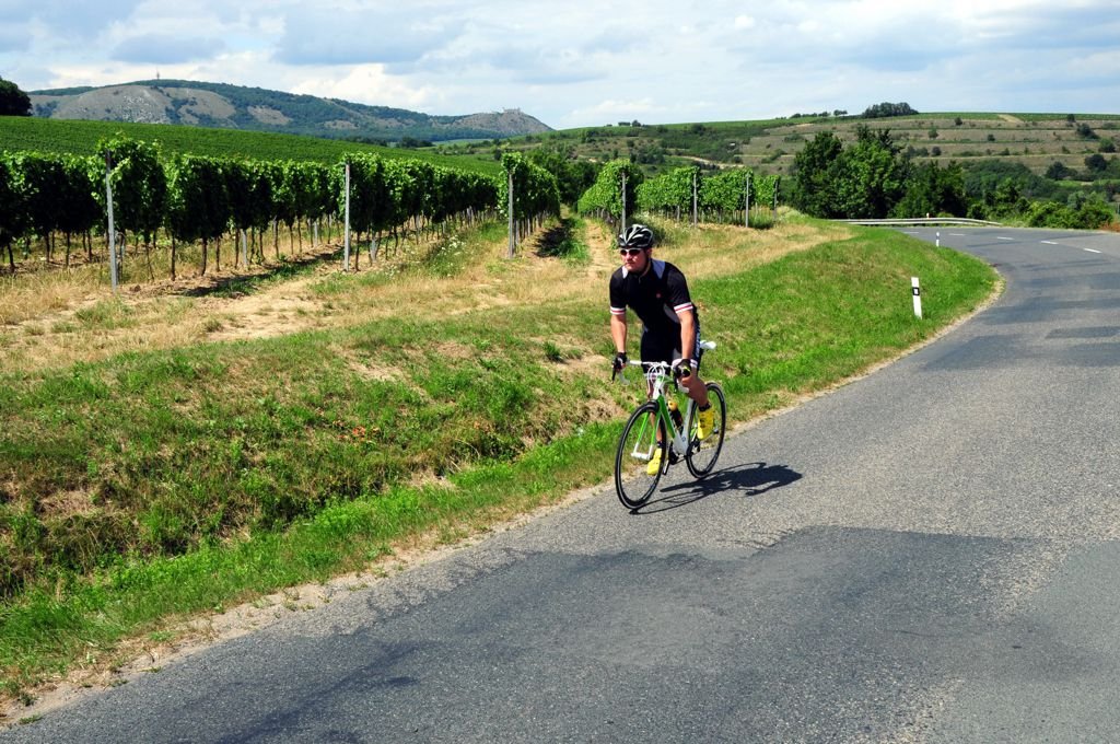 Szinte már-már a Tour-on érezzük magunk a Madone 5.2 nyergében