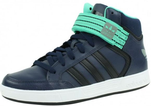 Adidas Varial Mid Forrás: BestSport