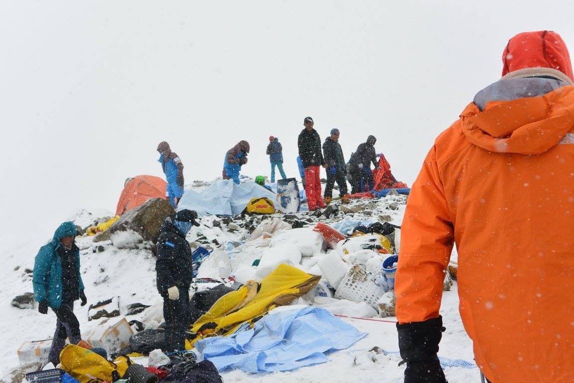 Everest alaptábor a lavina után
