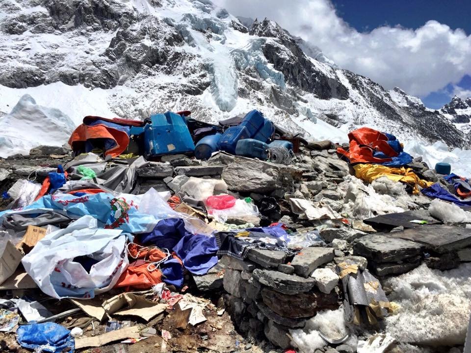 Everest alaptábor a lavina után