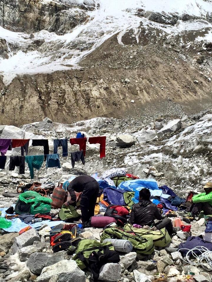 Everest alaptábor a lavina után