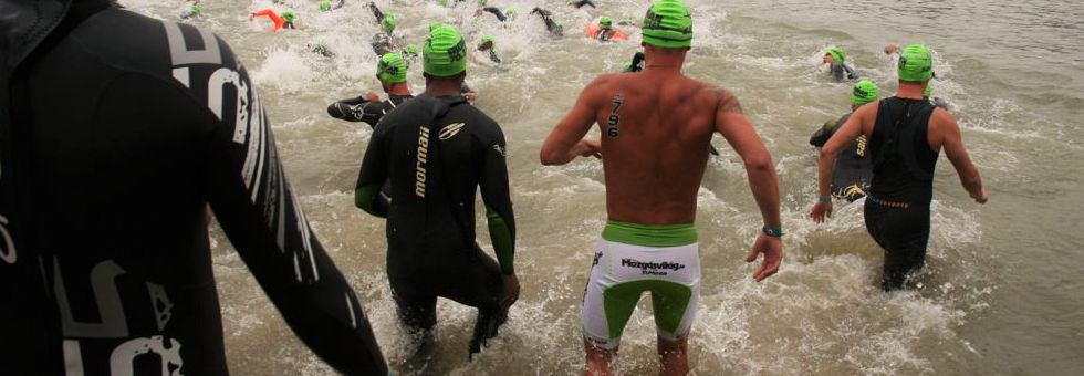 Hajrá Ádám! - szólt a vadidegen