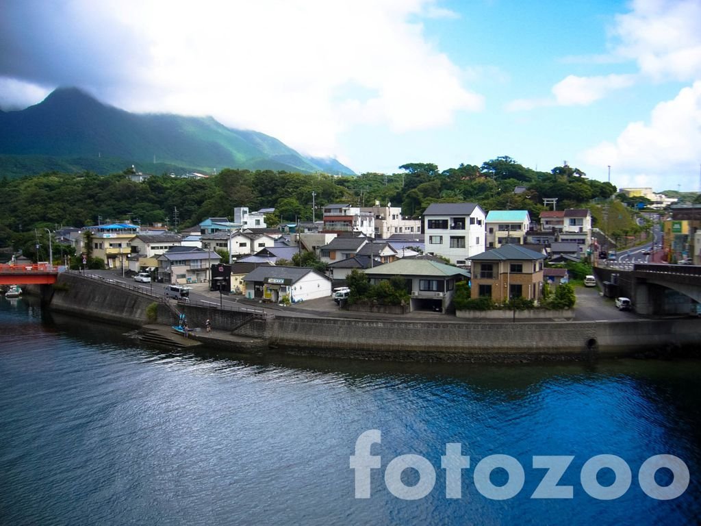 Anbo bűbájos települése, egyben Yakushima második legnagyobb városa.