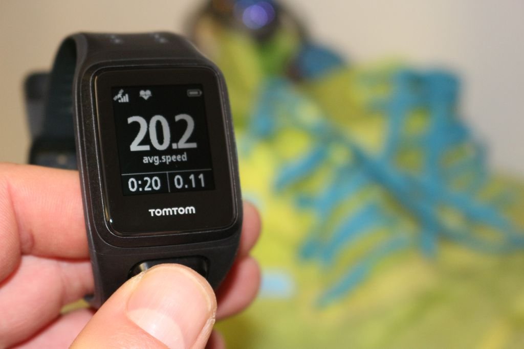 Jól olvasható számlap - TomTom Runner 2 Cardio Music Forrás: Mozgásvilág.hu