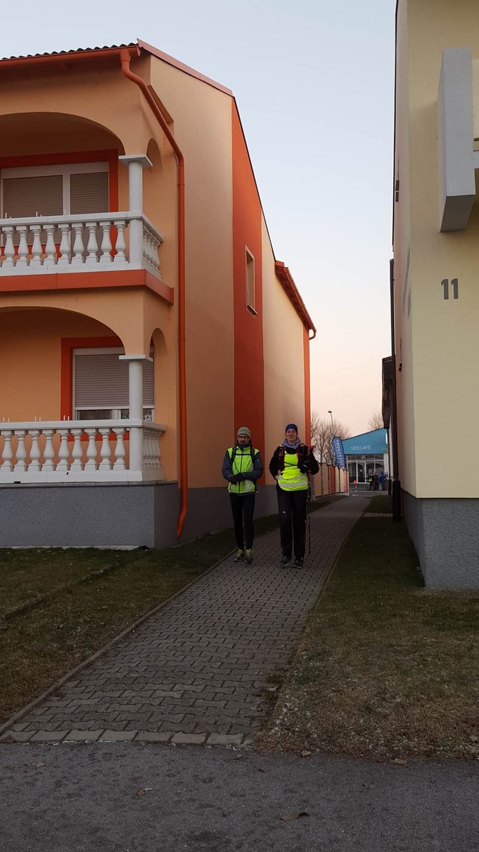 A Seecafé frissítőpontját elhagyva újabb 12 km gyaloglás következik Neusiedl am See-ig