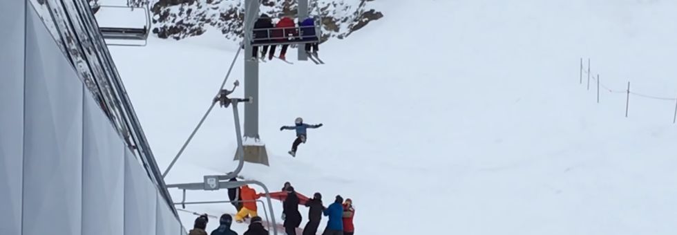 11 éves fiú zuhant ki a síliftből