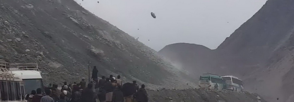 Brutális kőomlás a Karakoram-úton Hír