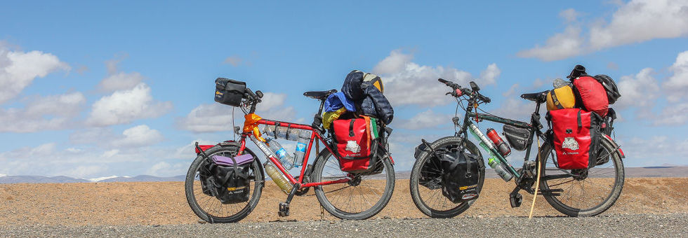 Világgá mentek, hazajöttek Hír