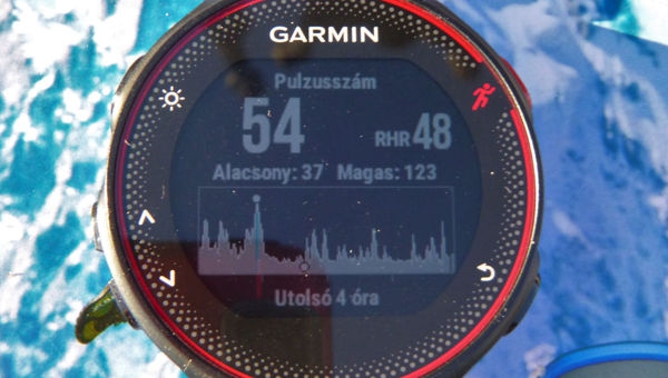 amazfit pace vs garmin forerunner 235