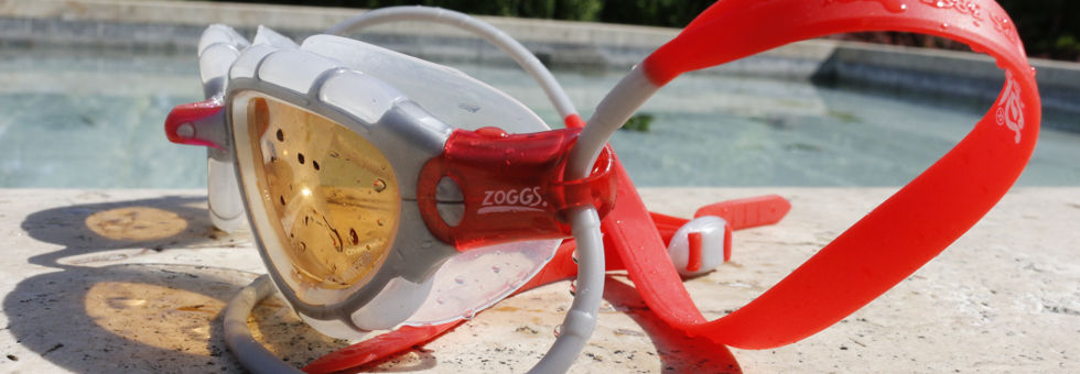 A tökéletes úszószemüveg nyomában