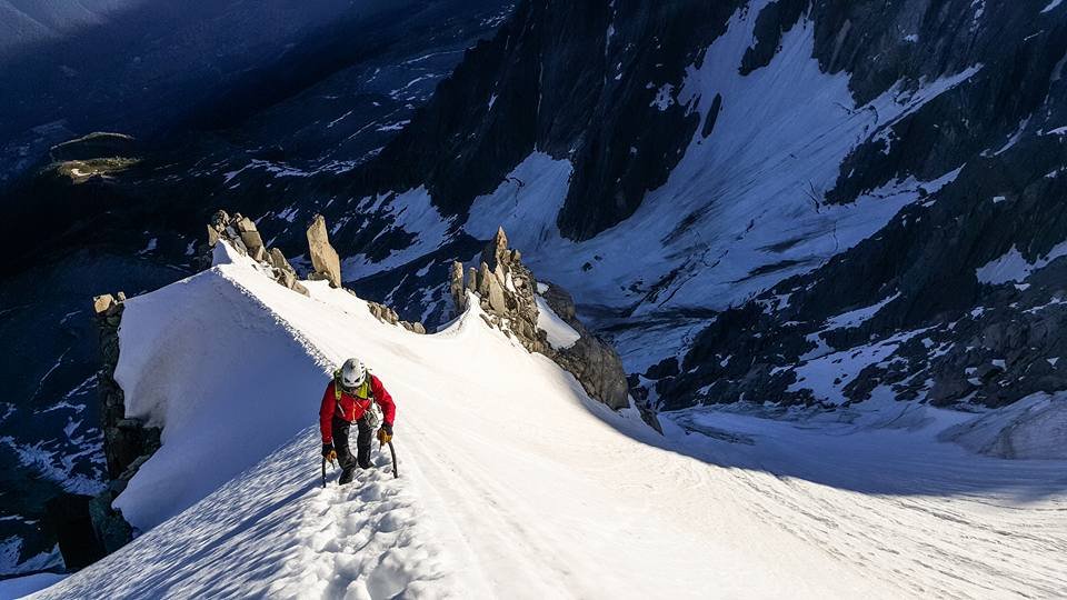 Edzés a Mont Blanc-csoportban, Aiguille Carrée, Frendo-gerinc Forrás: Kilian Jornet Facebook
