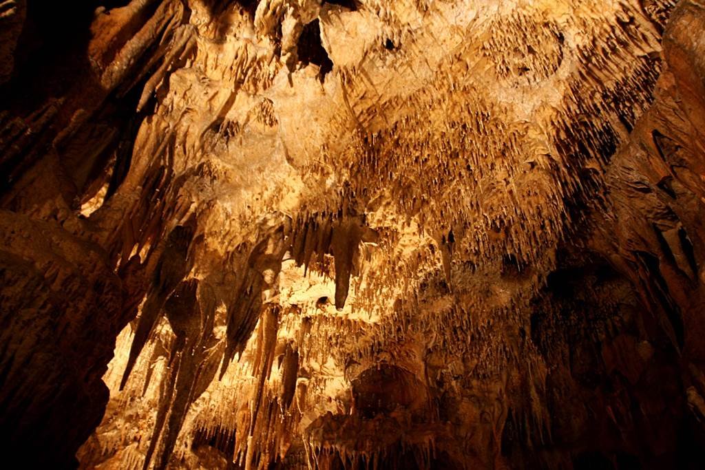 Jászói barlang