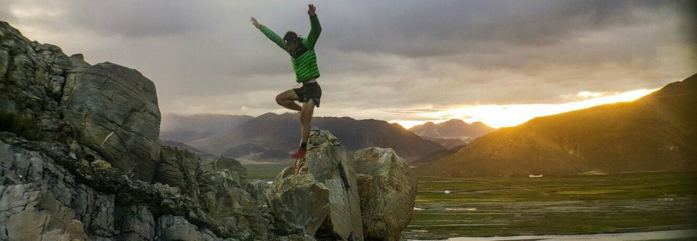 Kilian Jornet elhalasztja az Everest-rekordkísérletet Hír