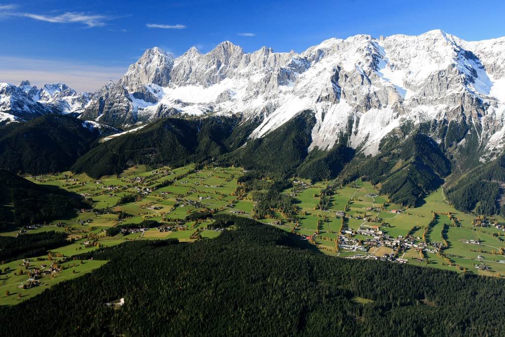 Az Ennstal és a Dachstein a háttérben Forrás: (c) Steiermark Tourismus