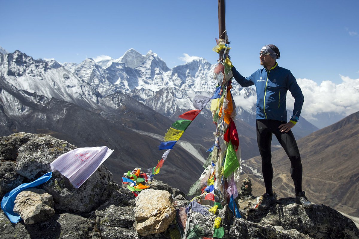 Száraz Dénes Forrás: Everest Expedíció